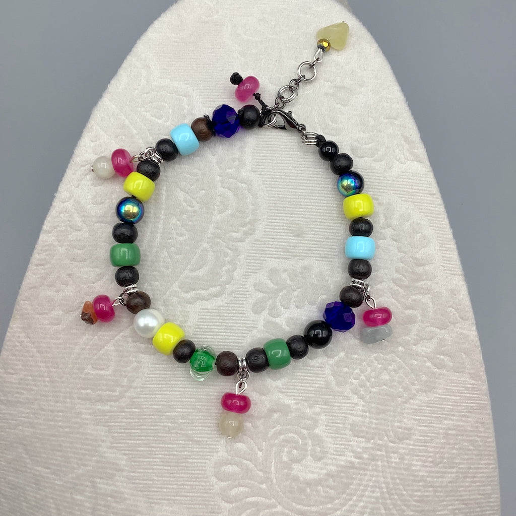 Freshwater Pearl and Chalcedony Bracelet